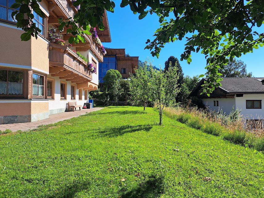 Ferienwohnung mit Garten in Tirol