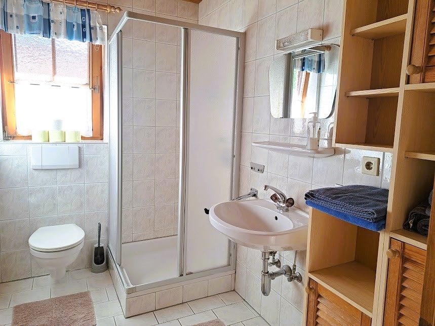 Bad der Ferienwohnung Markbachjoch