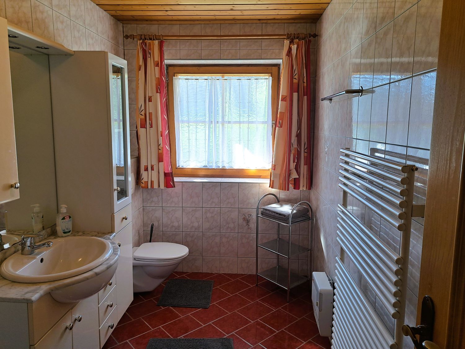 Bad der Ferienwohnung Roßkopf