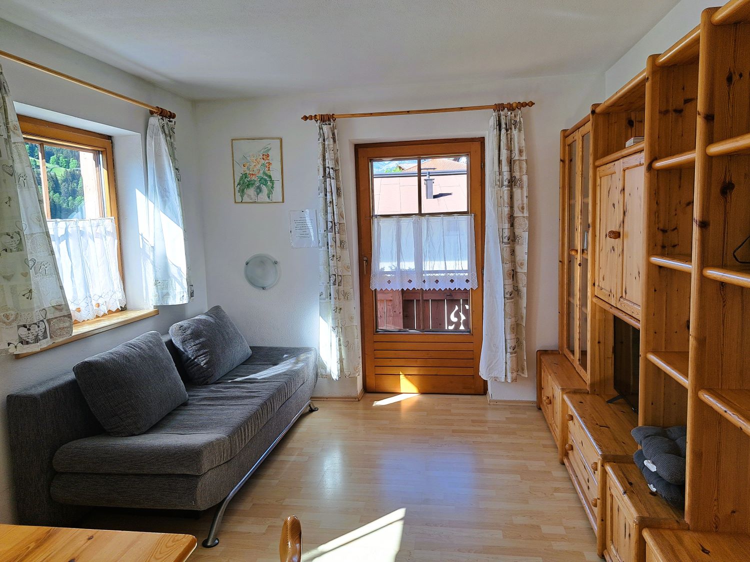 Wohnzimmer der Ferienwohnung Schatzberg