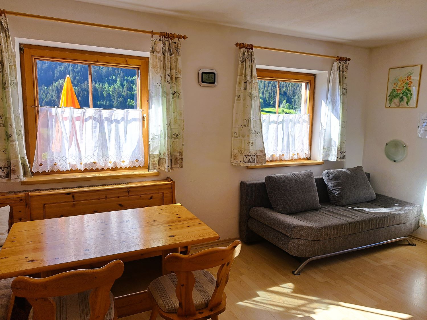 Weiterer Wohnbereich der Ferienwohnung Schatzberg